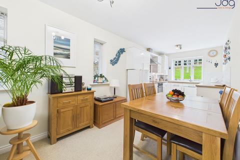 undefined, The Colonnade, Lancaster | Modern Standen Park Apartment Offering Space, Light and Privacy