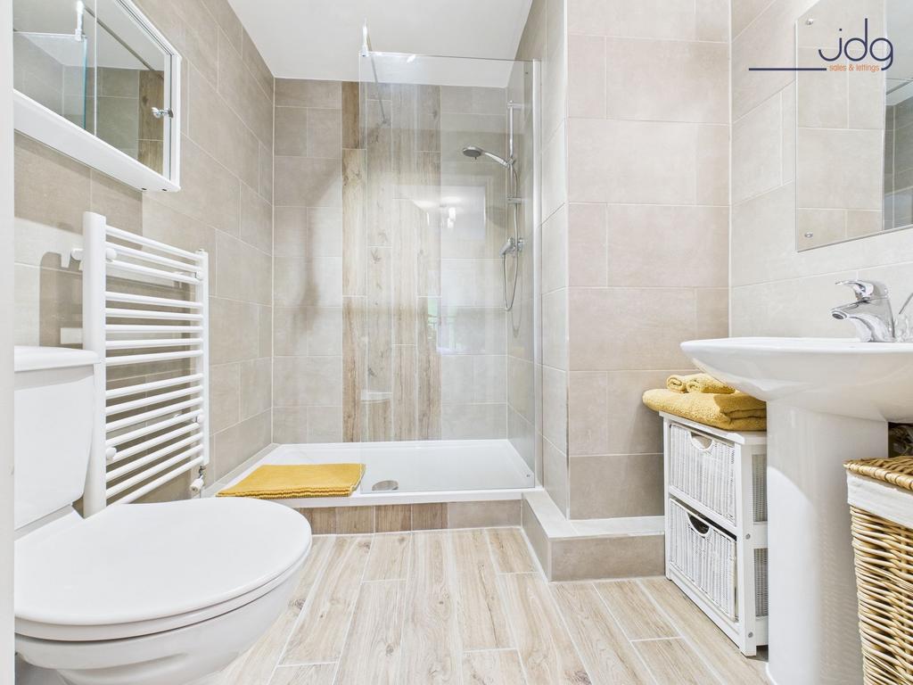 Ensuite