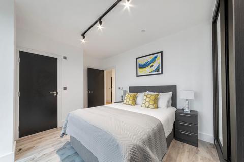 2 bedroom apartment to rent, Portal Way, London