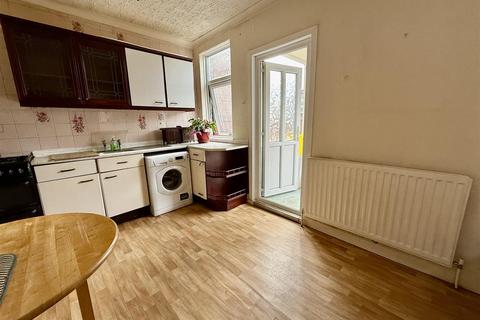 2 bedroom semi-detached house for sale, Leyburn Road, Darlington