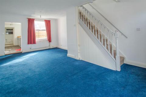 2 bedroom terraced house to rent, Crowland Road, Haverhill CB9