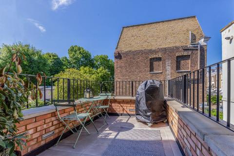 2 bedroom flat to rent, Murray Street, London NW1