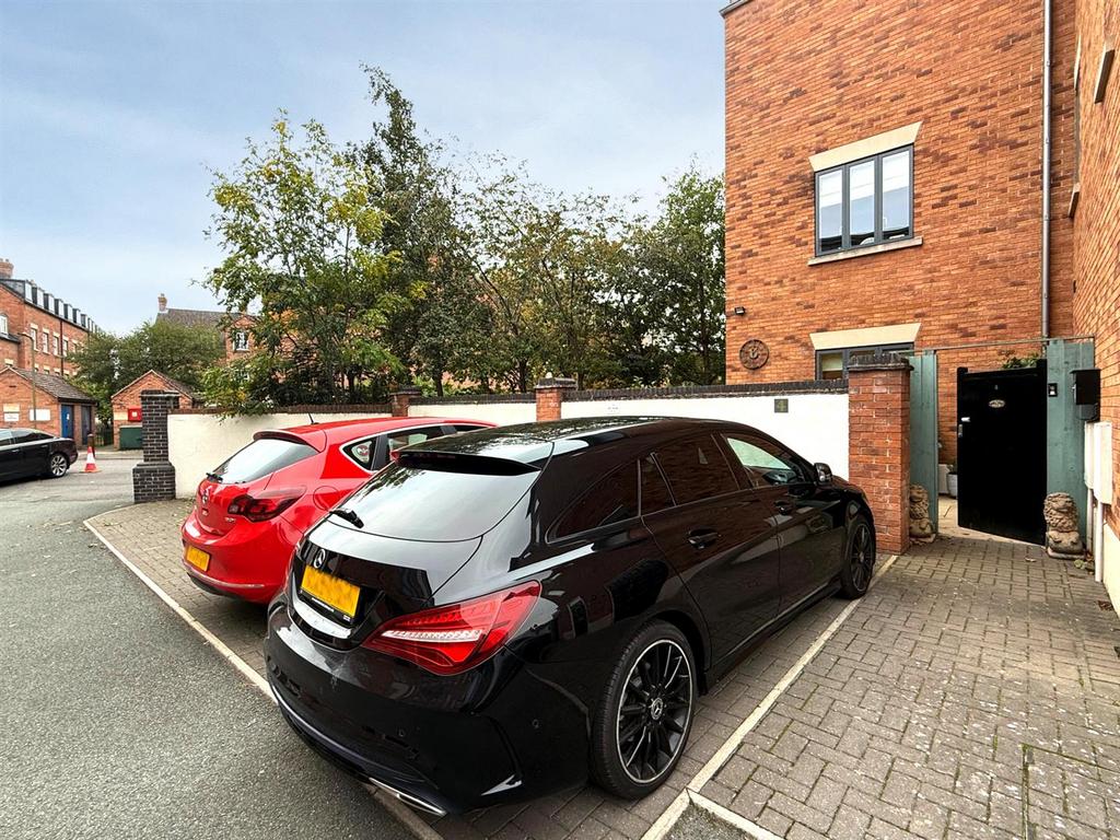 Thumbnail image2 (2).jpg