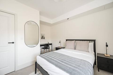 2 bedroom flat to rent, Mile End Road, e1, Stepney, London, E1