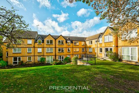 1 bedroom flat for sale, Chingford E4