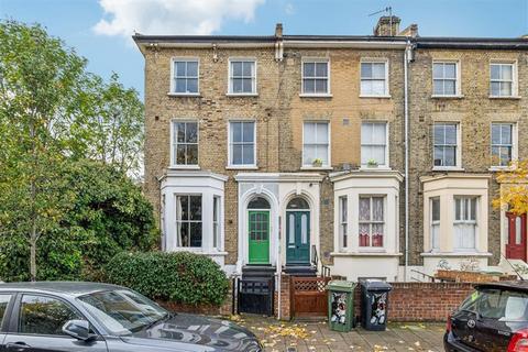 3 bedroom flat for sale, Eastlake Road, London SE5
