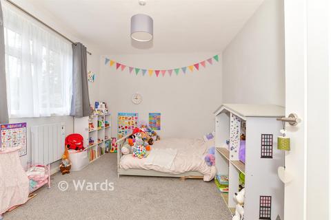 undefined, Winchs Garth, Staplehurst, Tonbridge, Kent