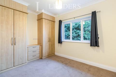 undefined, Terrace Road, Walton-on-Thames, KT12