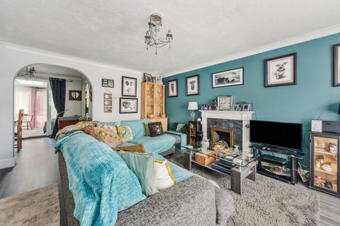 3 bedroom link detached house for sale, Kennet Road, Petersfield, Hampshire