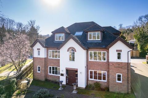 1 bedroom flat for sale, Hornchurch Hill, Whyteleafe