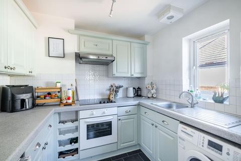 1 bedroom flat for sale, Hornchurch Hill, Whyteleafe