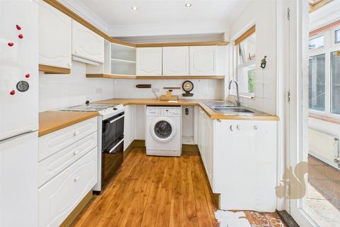 2 bedroom semi-detached house for sale, Stanley Road, Halstead