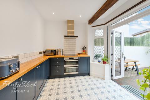 undefined, Ankerdine Crescent, Shooters Hill
