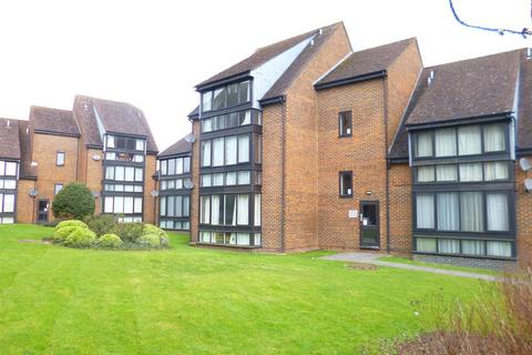 undefined, Wyllyotts Close, Potters Bar EN6