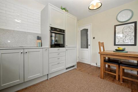 15 Furness Avenue, Wrenthorpe, Wakefield, WF2 0NJ