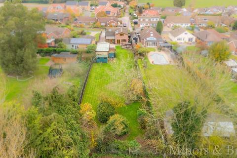 undefined, Blofield Corner Road, Blofield