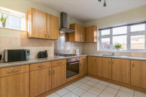 6 bedroom house to rent, Princess Avenue, Nottingham NG9