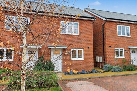 2 bedroom semi-detached house for sale, Magpie Place, Wymondham NR18