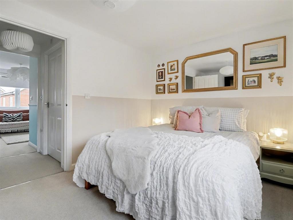 Principal bedroom