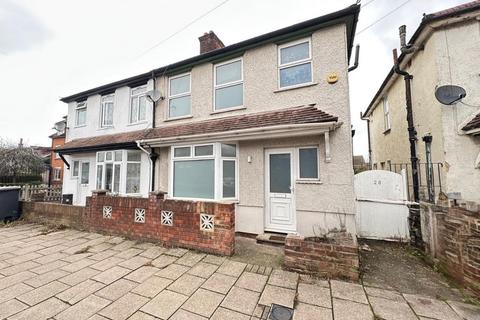 High Street, Luton, Bedfordshire, LU4 9LF