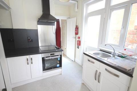 undefined, One Bedroom Flat, North Parade £680PCM
