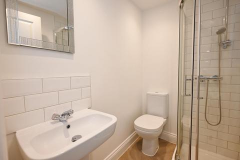 undefined, Broad Street, Teddington TW11