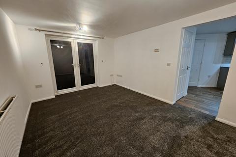 2 bedroom ground floor flat to rent, Hedge Lane, Witham St Hughs ,