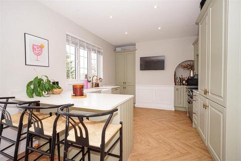 undefined, Priory Avenue, Hastings