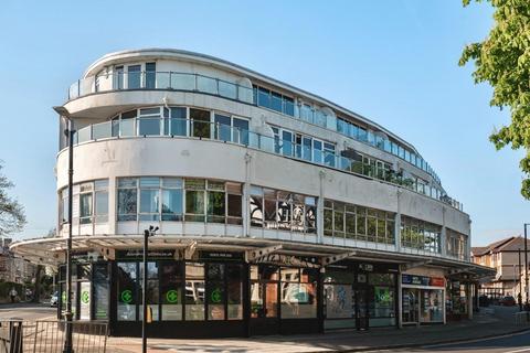 1 bedroom apartment to rent, Llofft Washington, Stanwell Road, Penarth