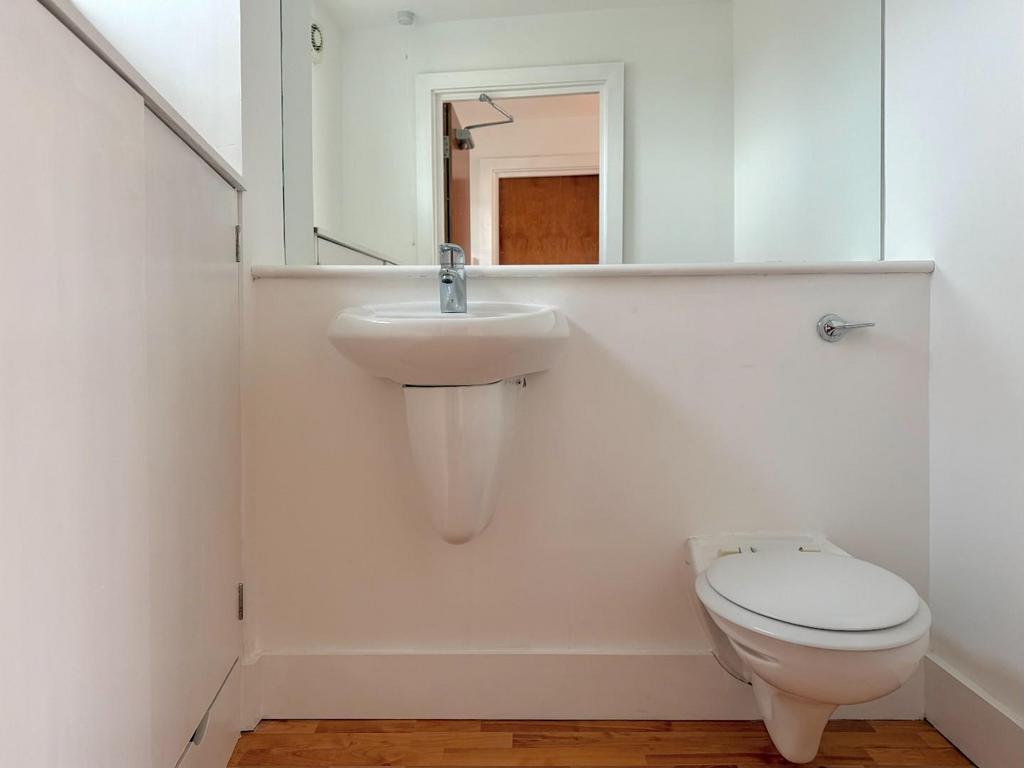 WC/Cloakroom