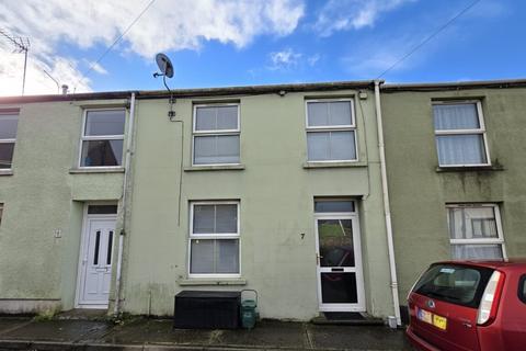 2 bedroom terraced house for sale, Froynes Terrace, Pembroke, Pembrokeshire, SA71