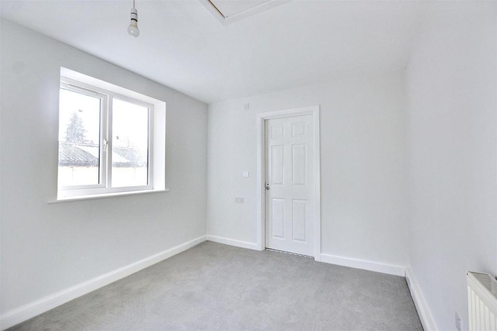 Bedroom 4 1.jpeg