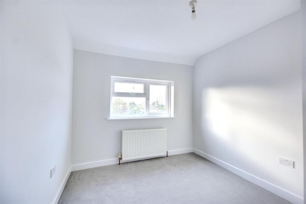 Bedroom 2 1.jpeg