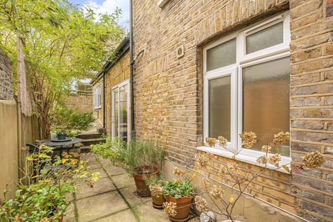 4 bedroom terraced house for sale, Ivanhoe Road, London, SE5