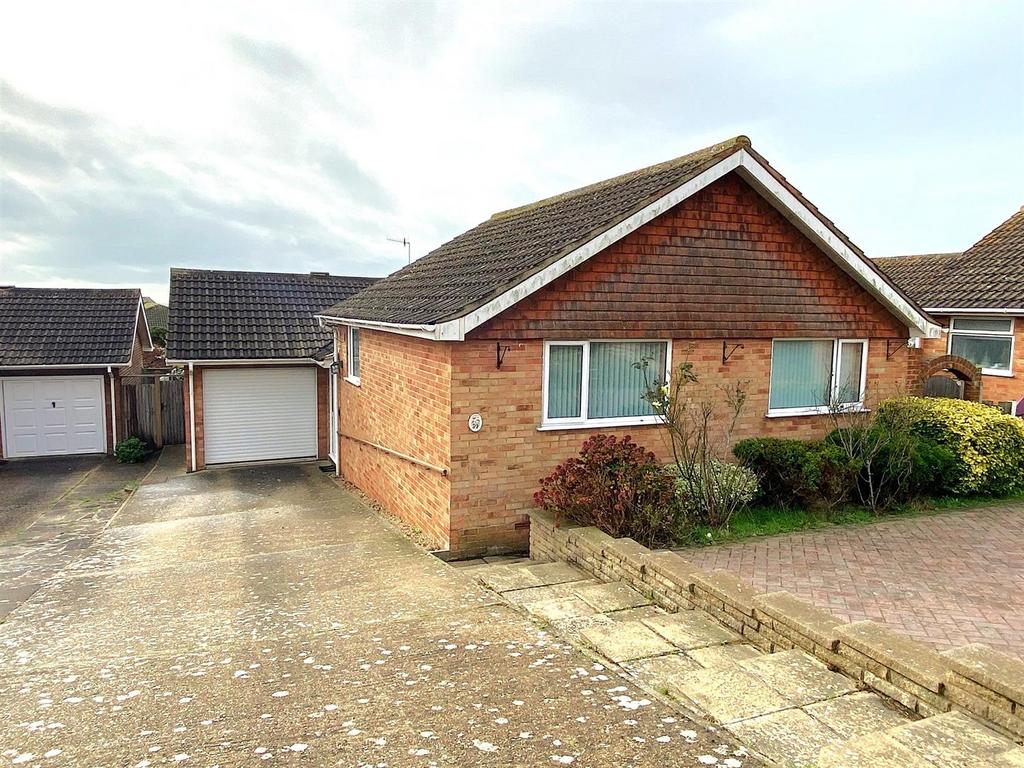 59 Links Drive - Front.jpg