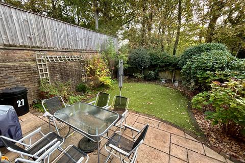 undefined, Bowland Rise, New Milton