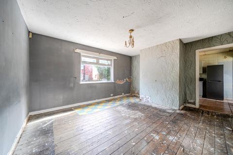 3 bedroom semi-detached house for sale, Cragside Walk, Leeds, West Yorkshire, LS5