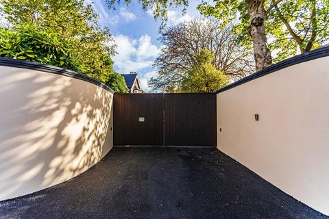 1 bedroom flat for sale, Wharncliffe Road, Bournemouth