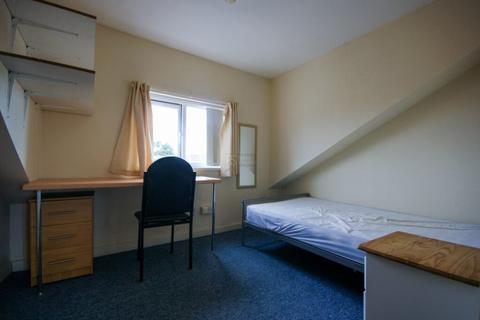 5 bedroom terraced house to rent, Dartmouth Road, Birmingham B29