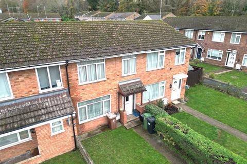3 bedroom terraced house for sale, Peregrine Close, Watford WD25