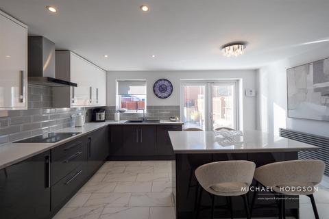 4 bedroom semi-detached house for sale, Barnwell View, Herrington Burn, Houghton Le Spring