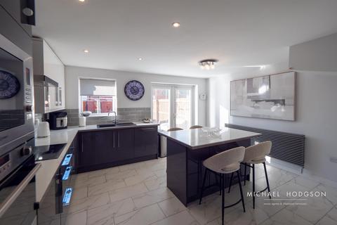 4 bedroom semi-detached house for sale, Barnwell View, Herrington Burn, Houghton Le Spring