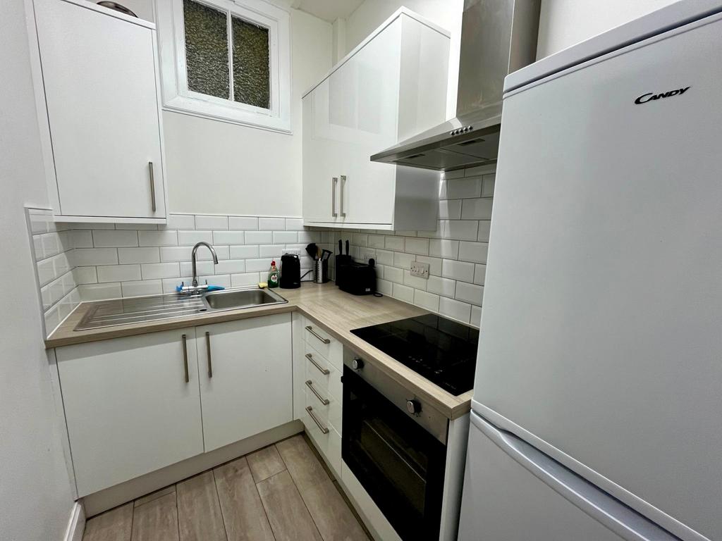Kitchen 3