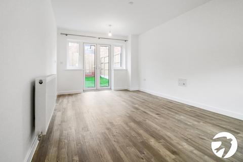 3 bedroom detached house to rent, Pelsey Close, Alkerden, Ebbsfleet Valley, Swanscombe, DA10