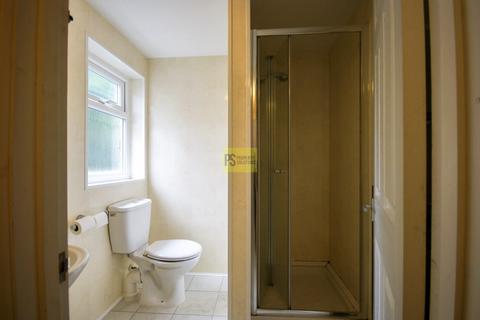 5 bedroom terraced house to rent, Tiverton Road, Birmingham B29