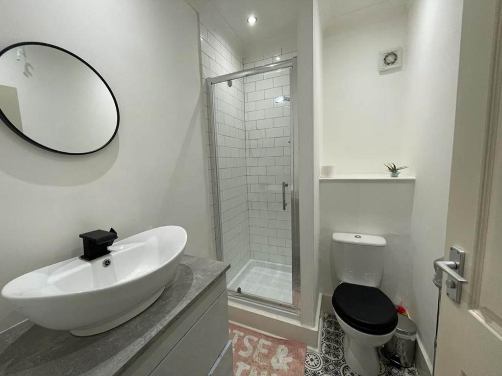 Bathroom2
