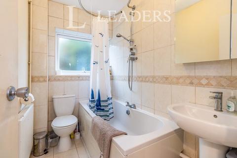 2 bedroom flat to rent, Willow Lodge, 6 Pemberton Road, East Molesey, KT8