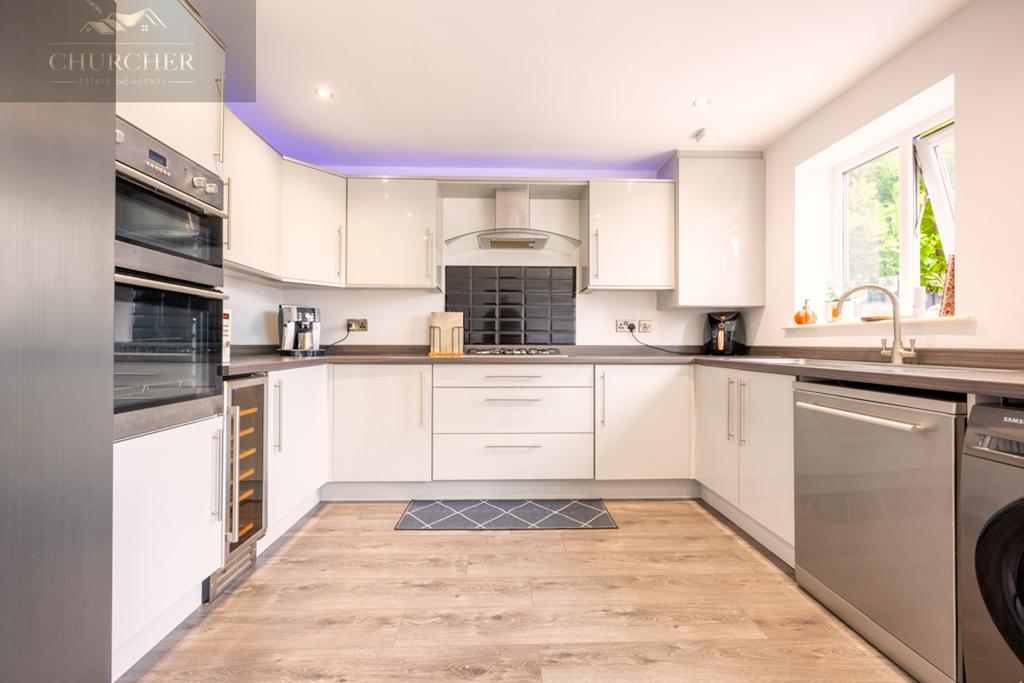 70lordsgate Lane-11