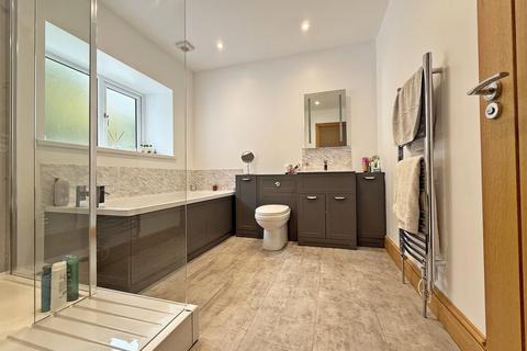 undefined, Llantwit Fardre, Pontypridd CF38
