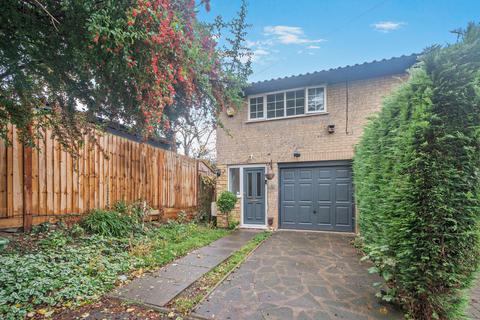 undefined, Simmonds Rise, Hemel Hempstead HP3